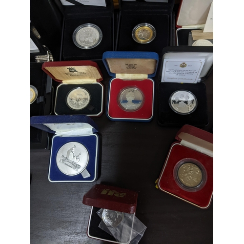 480 - A collection of commemorative silver proof coins and others to include a 2016 UK silver proof commem... 