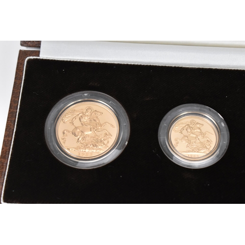 22 - United Kingdom - Elizabeth II (1952-2022), 1983 Gold Proof Three-Coin Set, comprising of Double Sove... 