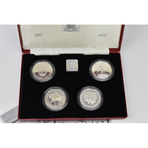 42 - United Kingdom - Elizabeth II (1952-2022), The Silver Proof Elizabeth II Four-Coin Collection, compr... 