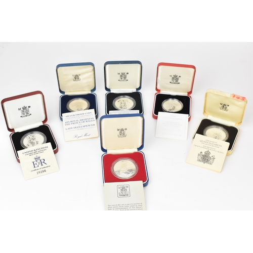 45 - United Kingdom - Elizabeth II (1952-2022), A collection of 6 boxed Silver Proof Crowns, comprising 1... 