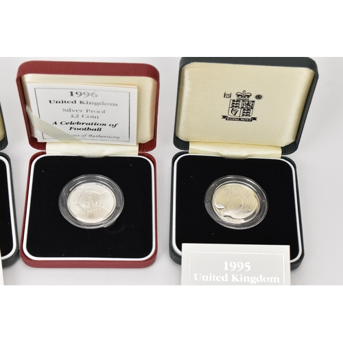 48 - United Kingdom - Elizabeth II (1952-2022), A collection of 5 Silver Proof Two Pounds, comprising of ... 