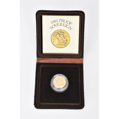 7 - United Kingdom - Elizabeth II (1952-2022), 1981 Gold Proof Sovereign, together with original box and... 