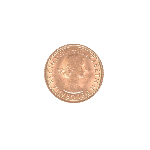 22 - United Kingdom - Elizabeth II (1952-2022), 1966 Gold Sovereign, featuring Mary Gillicks iconic first... 