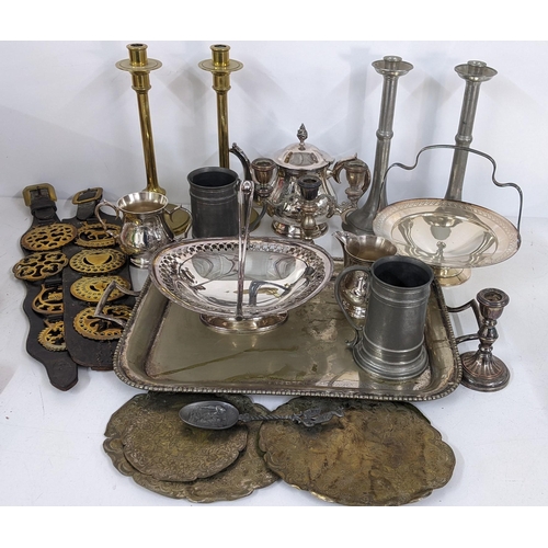 338 - A mixed lot of metalware to include a silver plated tray, Arts & Crafts pewter candlesticks and othe... 