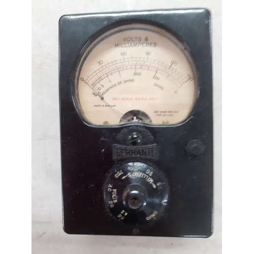 504 - A vintage Coulet Excelsior pigeon racing timer in oak box and other measuring devices
Location:BWR
I... 