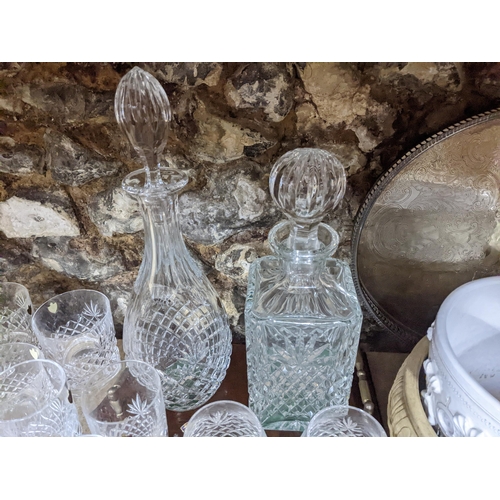 512 - A mixed lot to include a part suite of Watford Crystal table glass, mixed ceramics and two silver pl... 