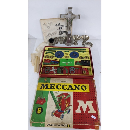 525 - A vintage Meccano 6 boxed crane, together with a religious cross with associated items Location:A3B
... 