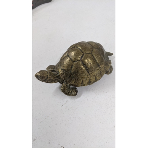 550 - An early 20th century Bergman style gilt metal of a tortoise
Location: A2B
If there is no condition ... 