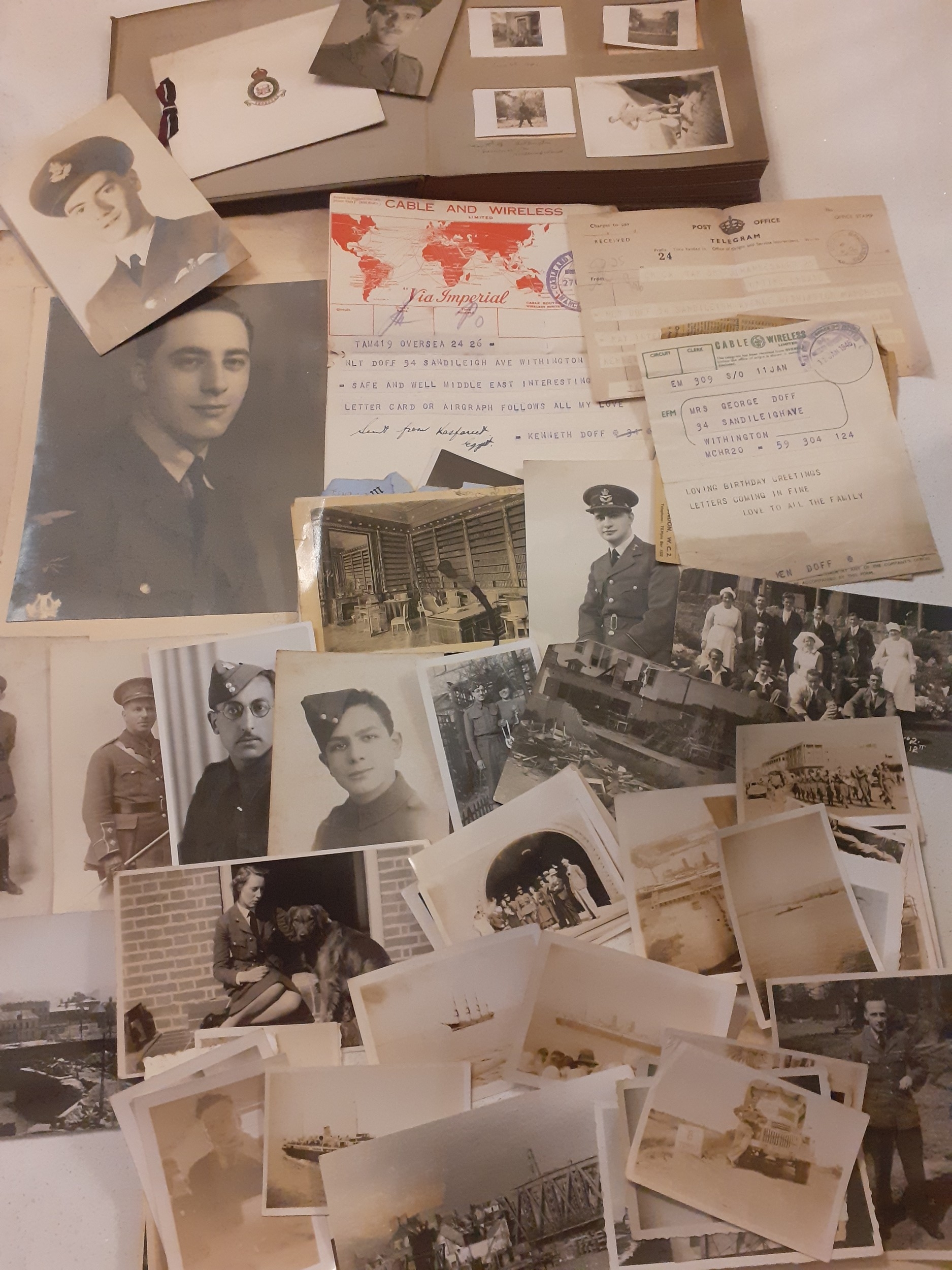 WW2 Interest-A small quantity of photographs and other military ...