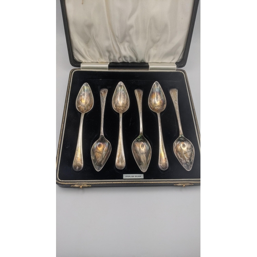 171 - A set of six silver grapefruit spoons hallmarked Birmingham 1939 in a fitted case, total weight Loca... 