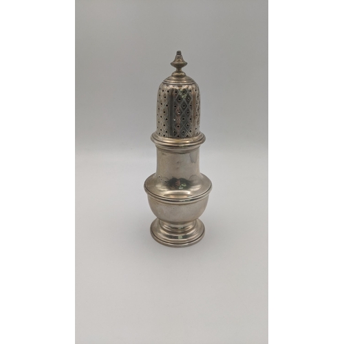 181 - A silver sugar caster hallmarked London 1957, 158.4g Location:5.1
If there is no condition report sh... 