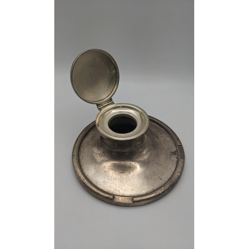 182 - A silver inkwell hallmarked Birmingham 1931 Location:A3B
If there is no condition report shown, plea... 