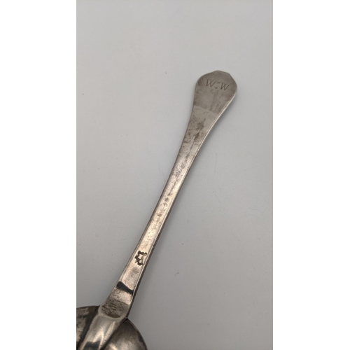 195 - A Georgian table spoon, having WW engraved to the terminal 58.2g
Location:STAIRS
If there is no cond... 