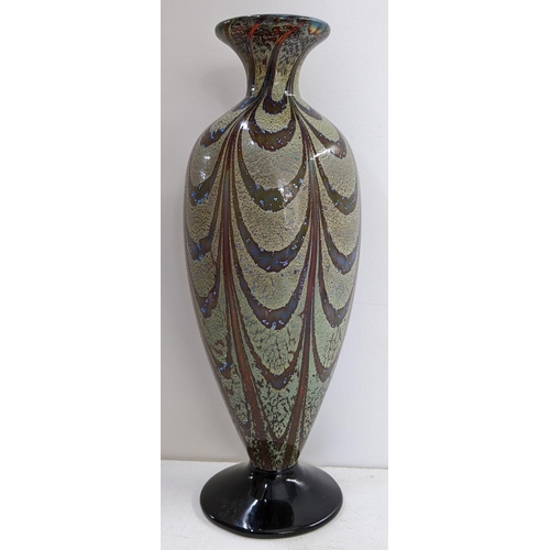 268 - A hand blown art glass vase, possibly by Franco Moretti for Murano, 25h
Location:2.1
If there is no ... 