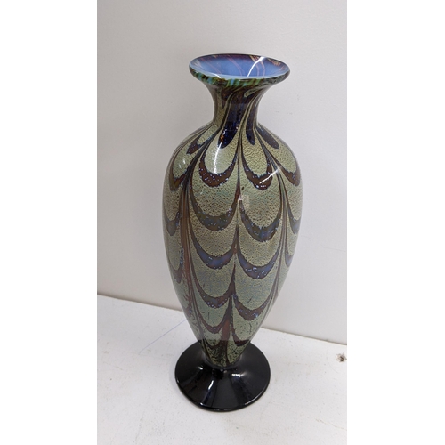 268 - A hand blown art glass vase, possibly by Franco Moretti for Murano, 25h
Location:2.1
If there is no ... 