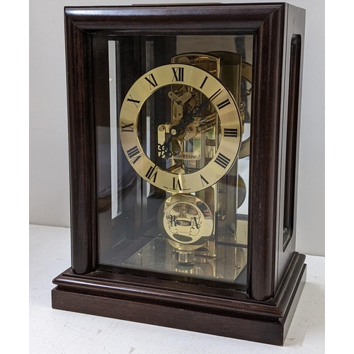 271 - A mid 20th century Hamilton mantle clock in a mahogany case 22h
Location:11.1
If there is no conditi... 