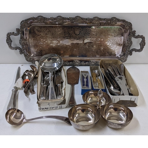 327 - Mixed silver plate to include a collection of Harrods cutlery, twin handled tray and other items
Loc... 