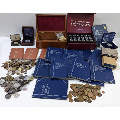 400 - Mixed boxed and loose coins to include two silver proof crowns, Danbury Mint ' The Last of the sixpe... 