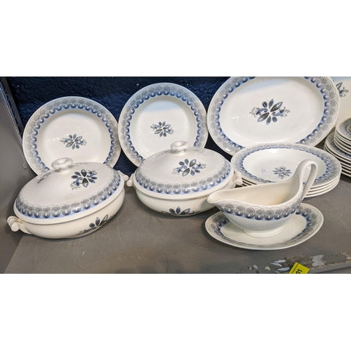 401 - A Wedgwood 'Harvest festival' pattern part dinner service, designed by Eric Ravilious
Location: 5-5
... 