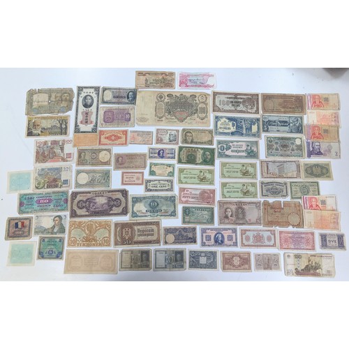 112 - World Banknotes - A very large collection of early - late 20th Century Banknotes to include, George ... 