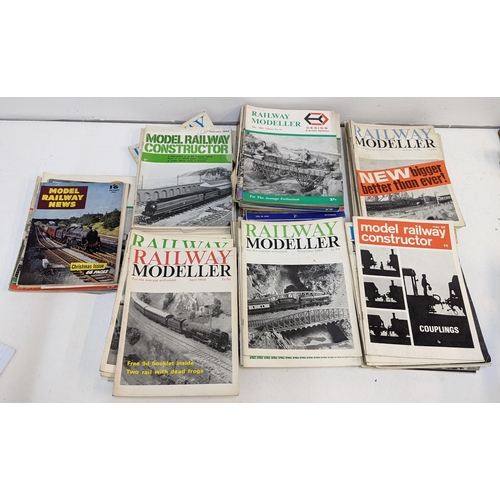 461 - A large collection of model railway magazines from the late 1950s through to the 1960s and 1970s, to... 