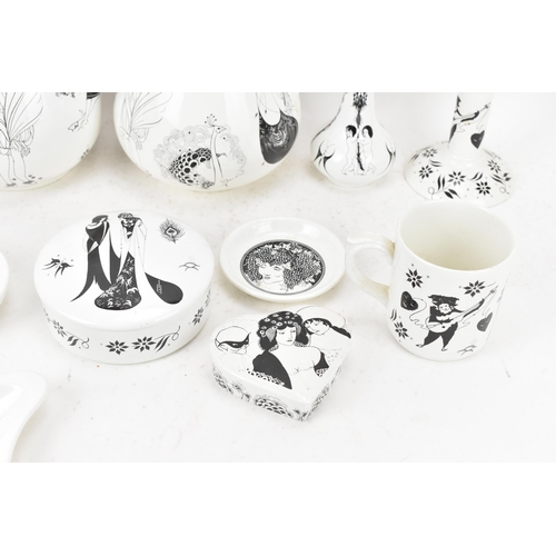 30 - A collection of Poole The Beardsley collection ceramics to include mugs, water jug, baluster vase, s... 