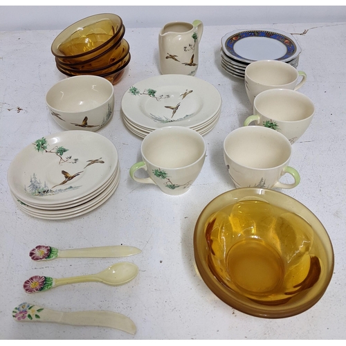 119 - A mixed lot of ceramics, glassware and collectables to include various crystal miniatures, a Wedgwoo... 