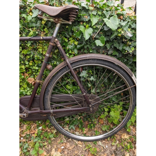 135 - A Rudge Whitworth bicycle circa 1950 with Brooks leather saddle Location:DH
If there is no condition... 