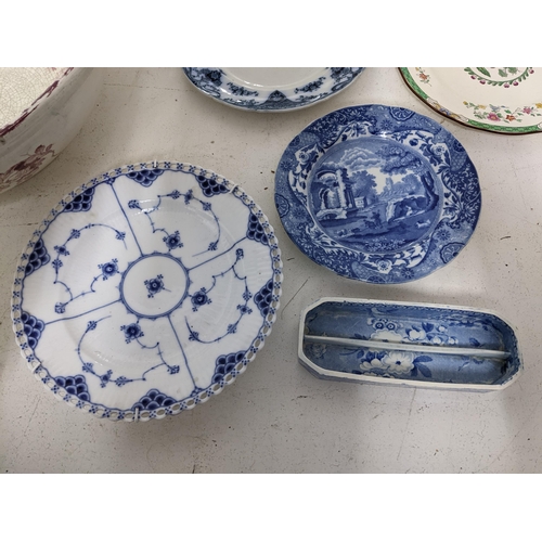 159 - A mixed lot of ceramics and pictures to include a 19th century Royal Copenhagen blue fluted full lac... 