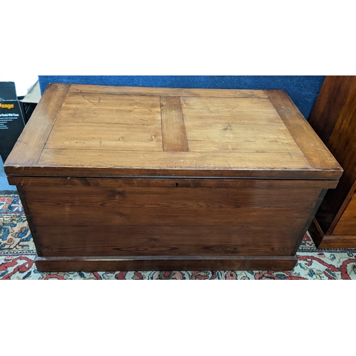 372 - An early 20th century pitch pine chest with a hinged top, 48cm h x 94cm w
Location: A3B
If there is ... 