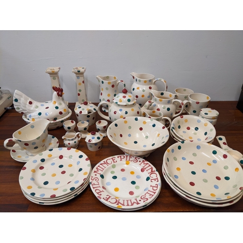 393 - Emma Bridgewater polka dot pattern mugs, plates, egg cups, tea pots, jugs and others
Location: 5-5
I... 