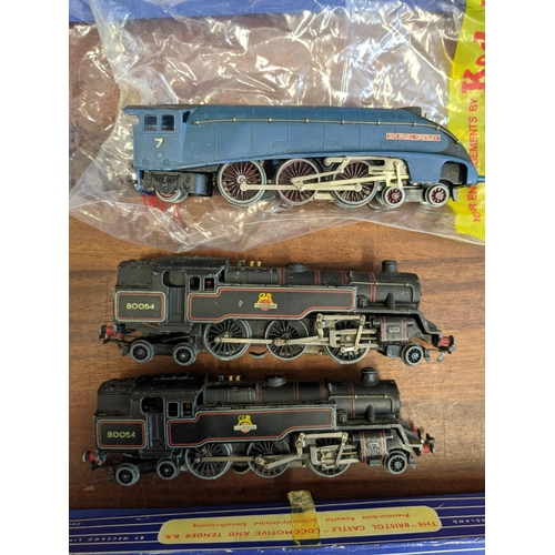 406 - Four Hornby engine and Hornby set
Location: BWR
If there is no condition report shown, please reques... 