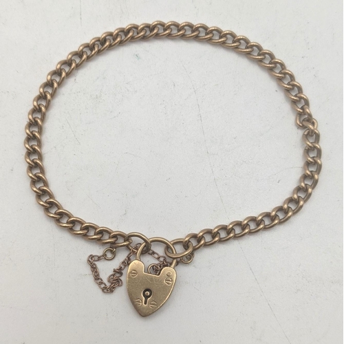 14 - A 9ct gold chain link bracelet with a heart shaped clasp 11.1g
Location: CAB 6
If there is condition... 