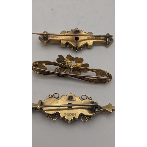 40 - Three 15ct gold Victorian brooches all with later pins (1 9ct one tested as 9ct and the other steel)... 