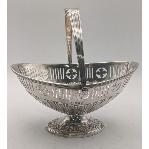 43 - A Lee and Wigfull silver pedestal basket with pierced decorative borders hallmarked Sheffield 1904, ... 