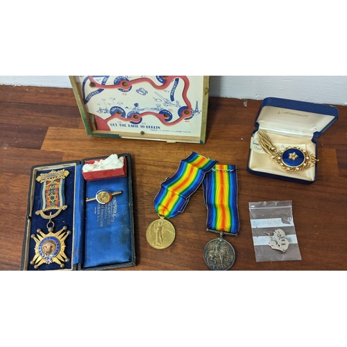 25 - Collectables to include a silver gilt Buffalo Grand Council medal, two World War 1 medals 89191 PTE ... 