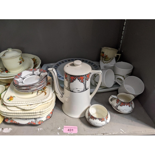 431 - A mixed lot of china to include a Crown Ducal 'Orange Tree' part coffee set, Hornsea Heirloom china ... 