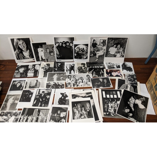 490 - Music publicity stills B&W, approx 100 Paul Young, UB40, Oasis, Anderson, Stevie Wonder, Bobby Womac... 