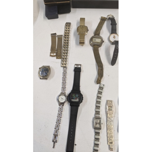 512 - A mixed lot of ladies and gents wristwatches to include Sekonda and Lorus and others together with t... 