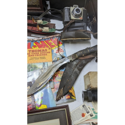 518 - Mixed vintage items and collectables to include a typewriter, a Polaroid, Kodak Bantam Colorsnap cam... 