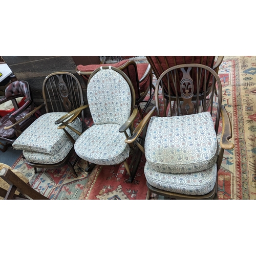 620 - Three vintage stained Ercol Windsor chairs
Location:A2B
If there if is no condition report, please r... 