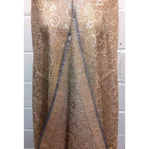 22 - An Emirates Kashmir Shawl Centre pure superior Indian Kashmiri shawl in gold and silver coloured met... 