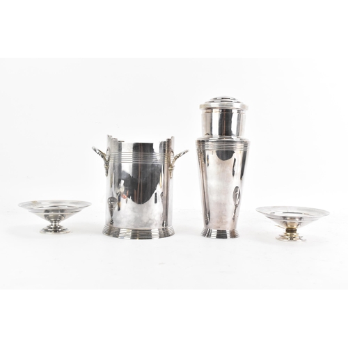 186 - Keith Murray for Mappin & Webb - An Art Deco silver plated cocktail shaker, 22.5cm high, numbered W2... 