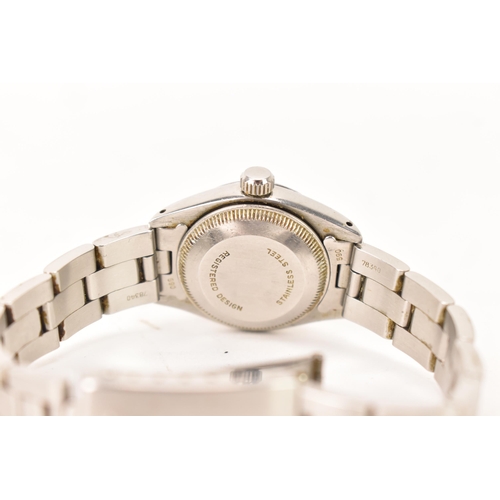 32 - A Rolex Oyster Perpetual Date, automatic, ladies, stainless stell wristwatch, circa 1981, having a b... 