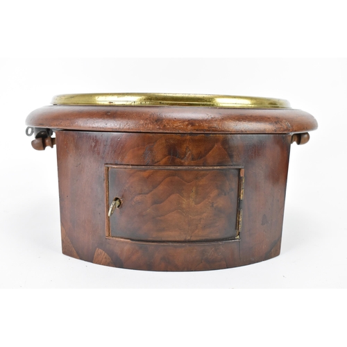 39 - A 19th century mahogany cased 12