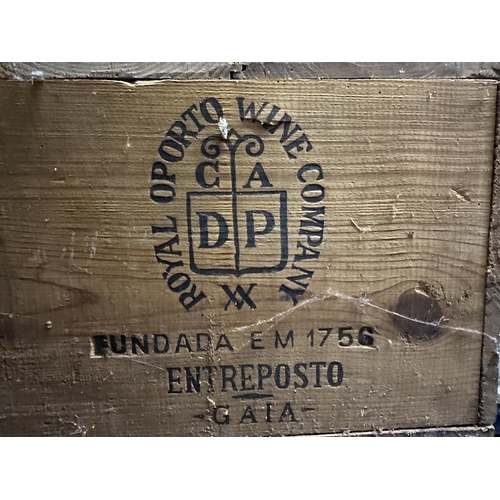 127 - A case of 1977 vintage port
Location:
If there is no condition report shown, please request