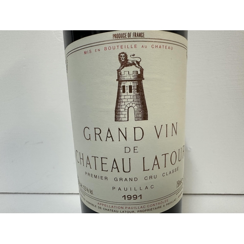 31 - A single bottle of Grand Vin de Chateau Latour, 1991, 750ml,  Location:
If there is no condition rep... 