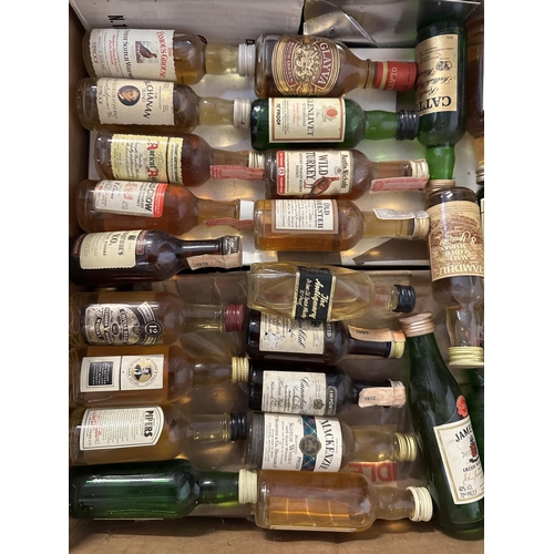 90 - A large collection of miniatures to include mainly Whisky,  Location: R3
If there is no condition re... 