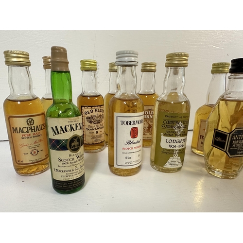 90 - A large collection of miniatures to include mainly Whisky,  Location: R3
If there is no condition re... 