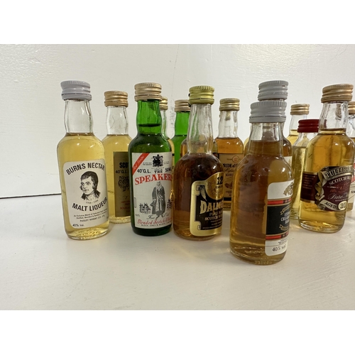 90 - A large collection of miniatures to include mainly Whisky,  Location: R3
If there is no condition re... 